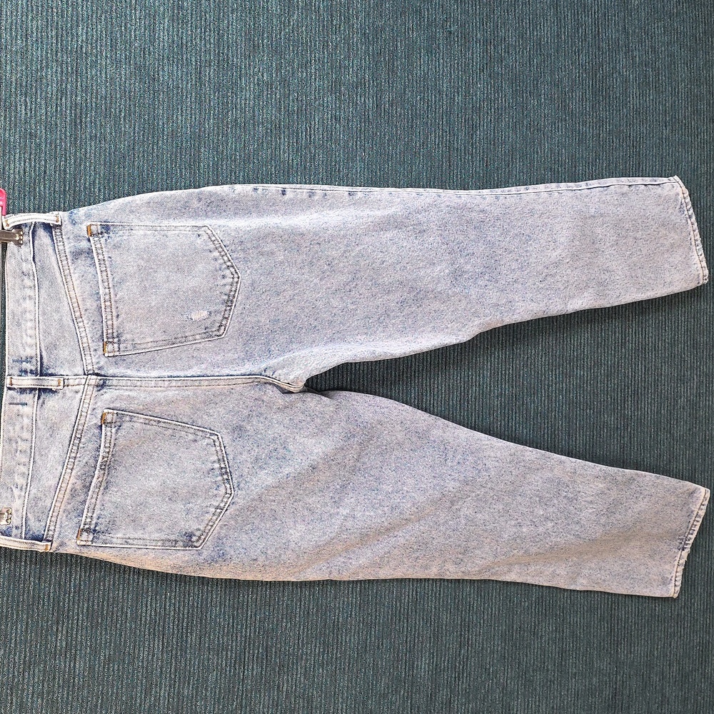 Abercrombie & Fitch 100% Cotton High Rise Mom Jeans - Picture 9 of 16